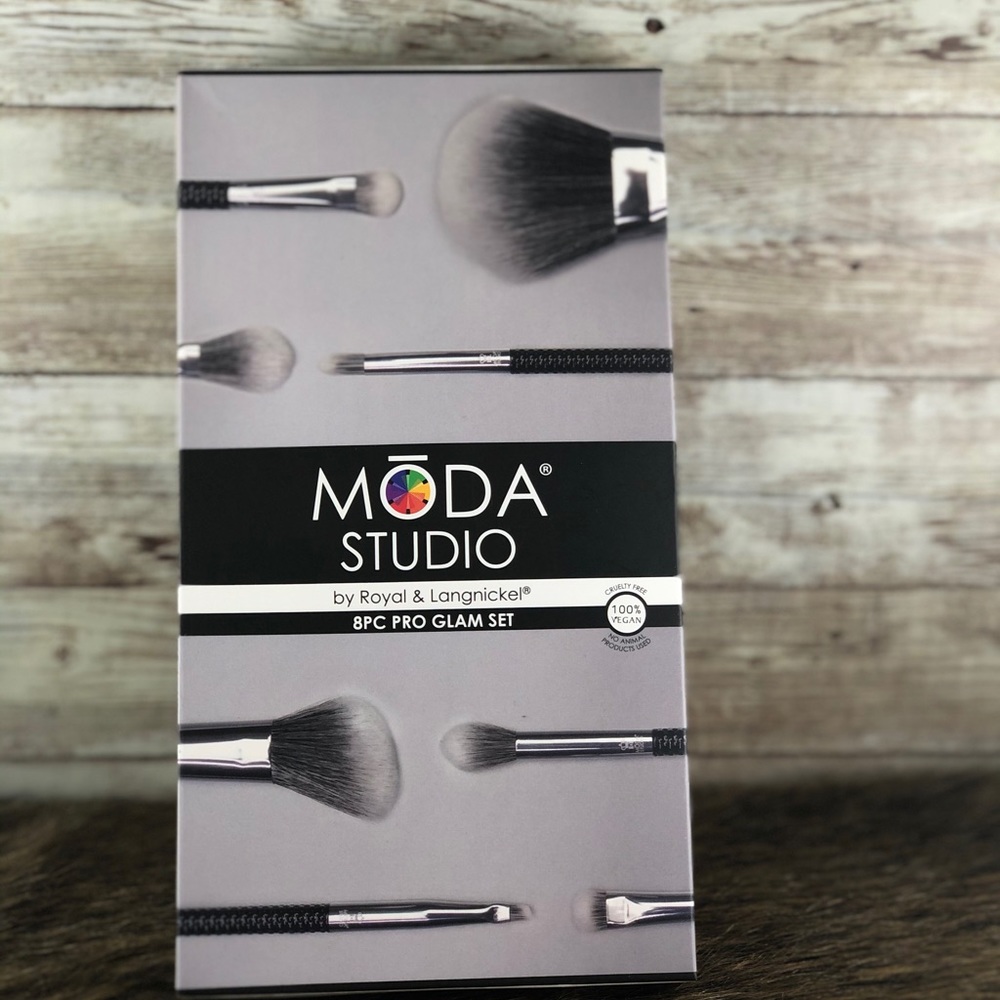 Moda Studio 8 pc pro glam brush set